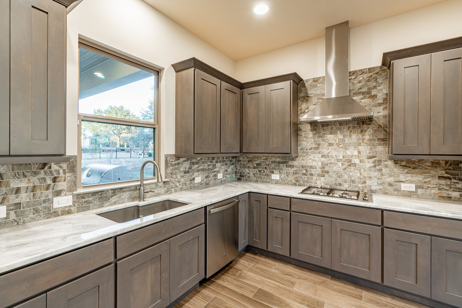 30440-Saratoga-Ln-BK-Hudson-December-2020-65